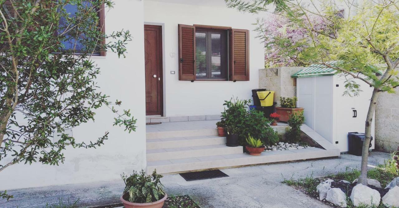 Casa Alessandra Surbo Esterno foto